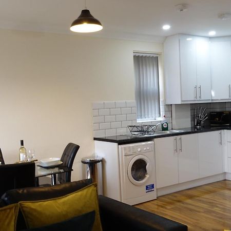 Luxury 2 Bed 2 Bath - Free Parking - 5Min To Airport - Sleeps 6 Apartment Ashford  Luaran gambar