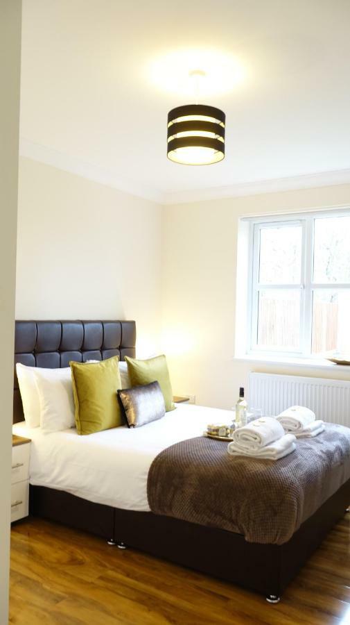 Luxury 2 Bed 2 Bath - Free Parking - 5Min To Airport - Sleeps 6 Apartment Ashford  Luaran gambar