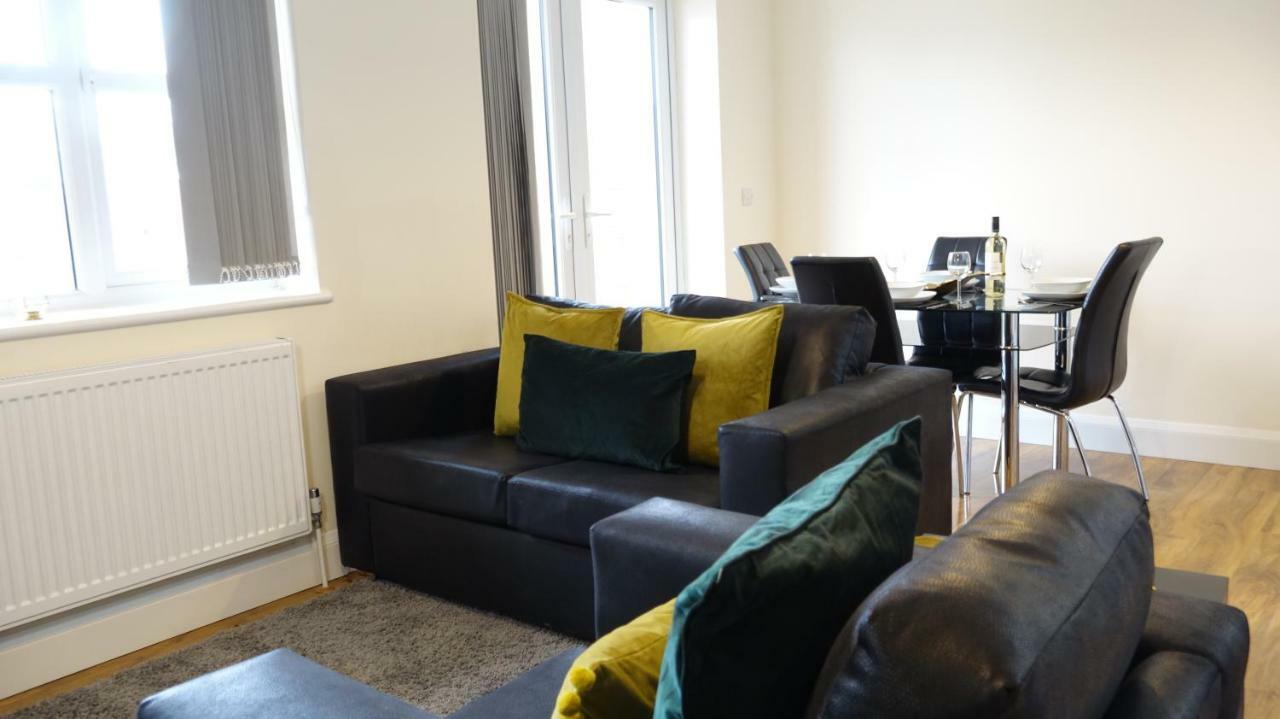 Luxury 2 Bed 2 Bath - Free Parking - 5Min To Airport - Sleeps 6 Apartment Ashford  Luaran gambar