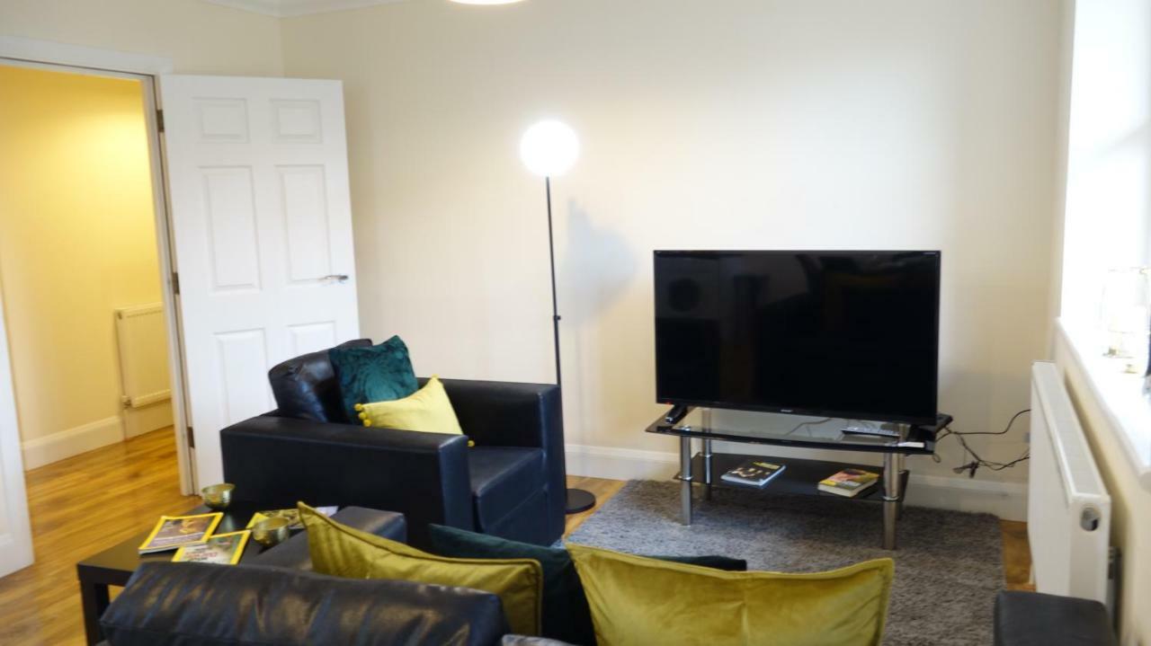 Luxury 2 Bed 2 Bath - Free Parking - 5Min To Airport - Sleeps 6 Apartment Ashford  Luaran gambar