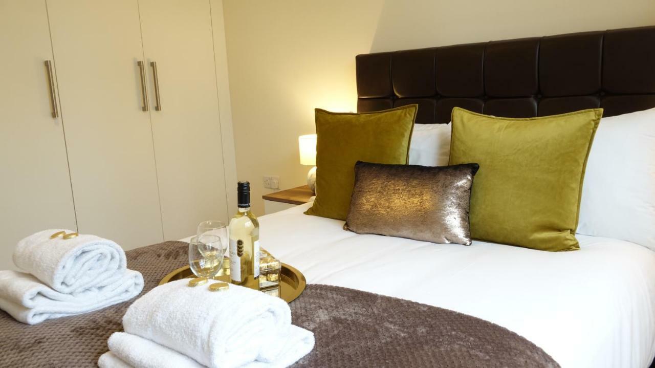 Luxury 2 Bed 2 Bath - Free Parking - 5Min To Airport - Sleeps 6 Apartment Ashford  Luaran gambar