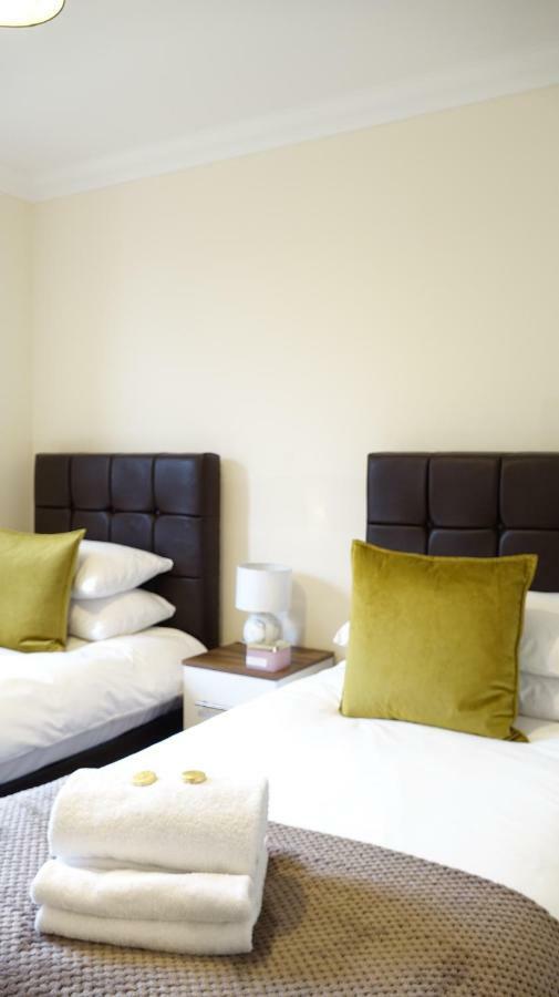 Luxury 2 Bed 2 Bath - Free Parking - 5Min To Airport - Sleeps 6 Apartment Ashford  Luaran gambar
