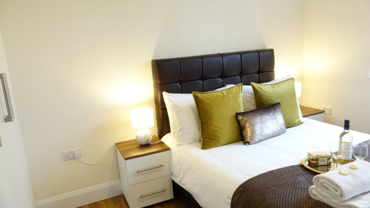 Luxury 2 Bed 2 Bath - Free Parking - 5Min To Airport - Sleeps 6 Apartment Ashford  Luaran gambar